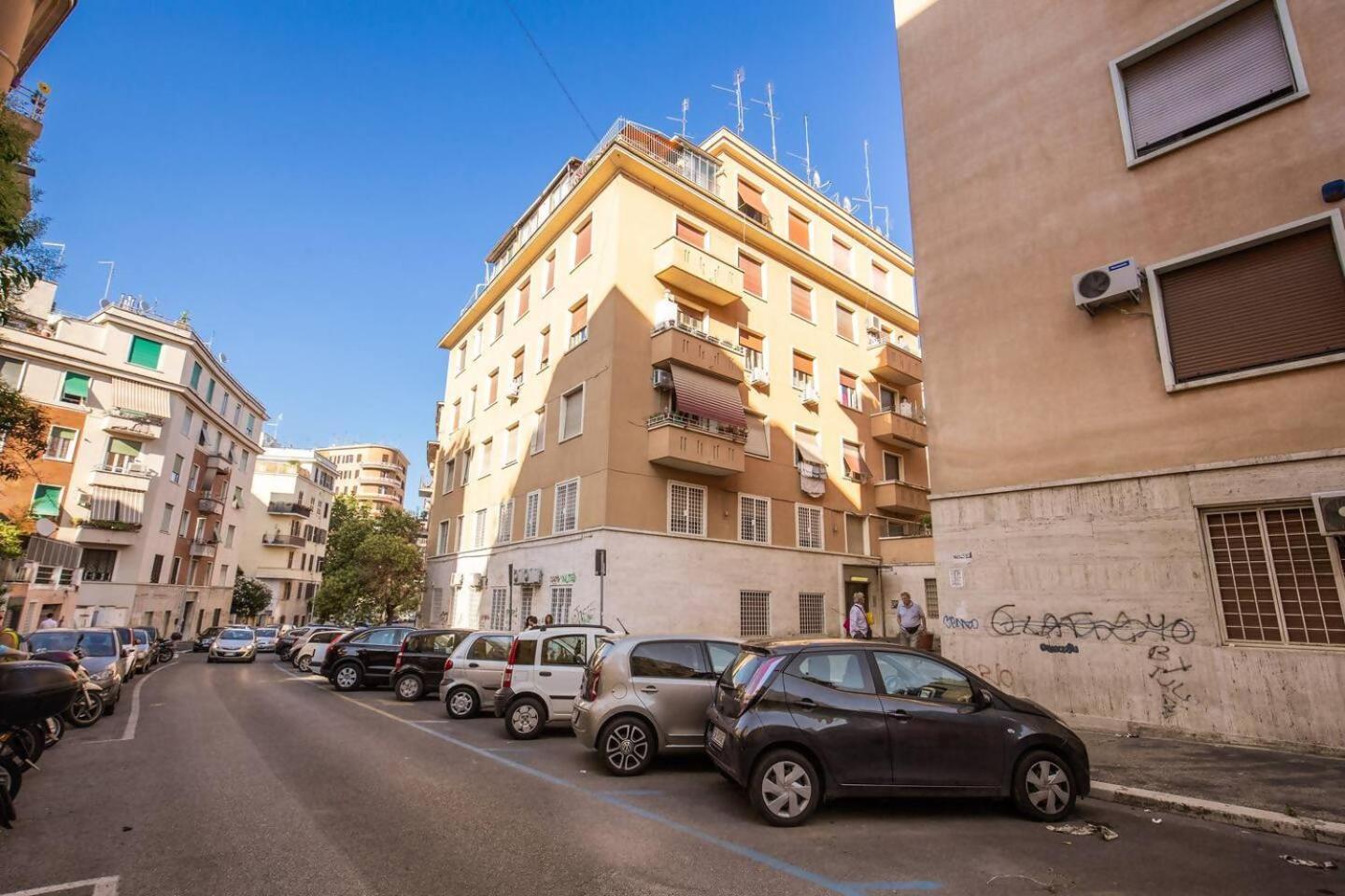 Domus Heroas Near Vatican Рим Экстерьер фото